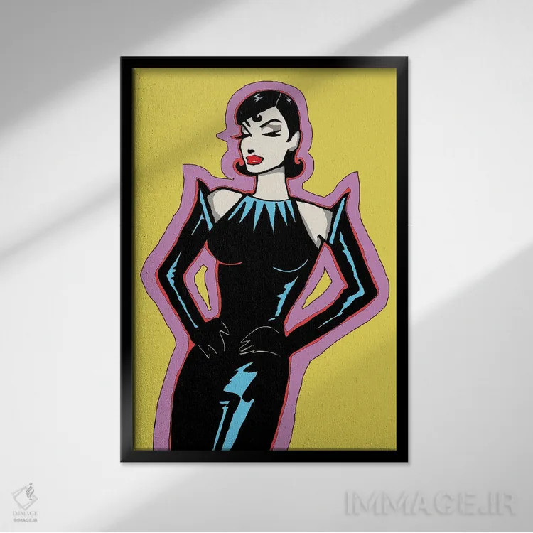 تابلو دکوراتیو زن شیک زرد اثر کوری پلاملی - نمای قابدار مشکی