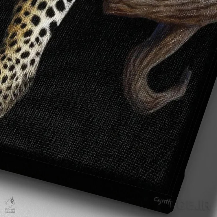 تابلو دکوراتیو پلنگ بر درخت اثر سنتی فیشر - نمای نزدیک بافت بوم