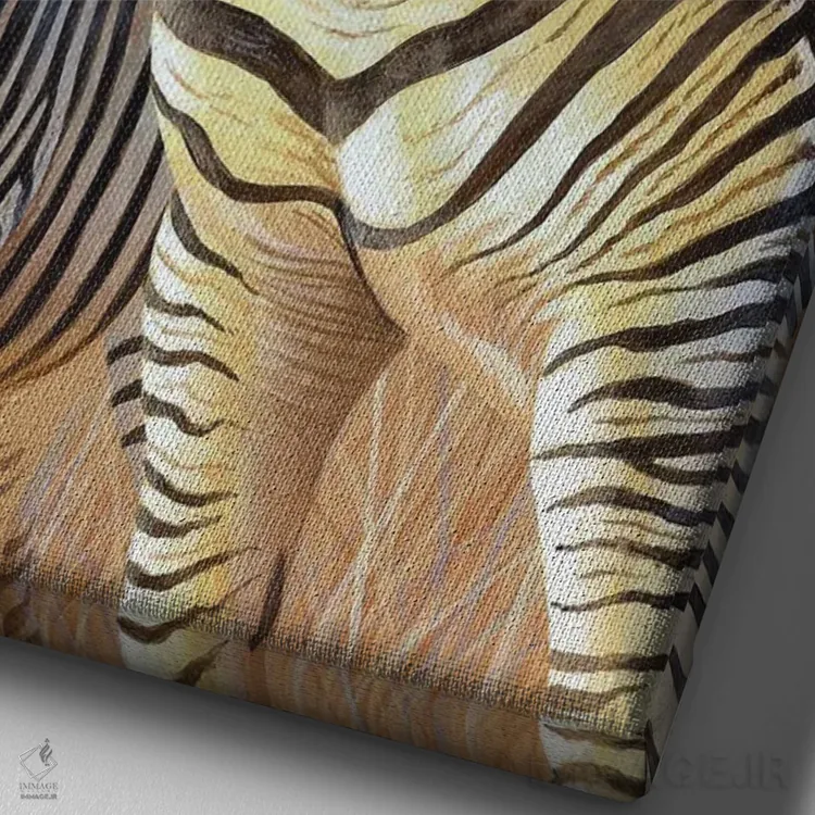 تابلو دکوراتیو مباورها و کره گورخر اثر سنتی فیشر - نمای نزدیک بافت بوم