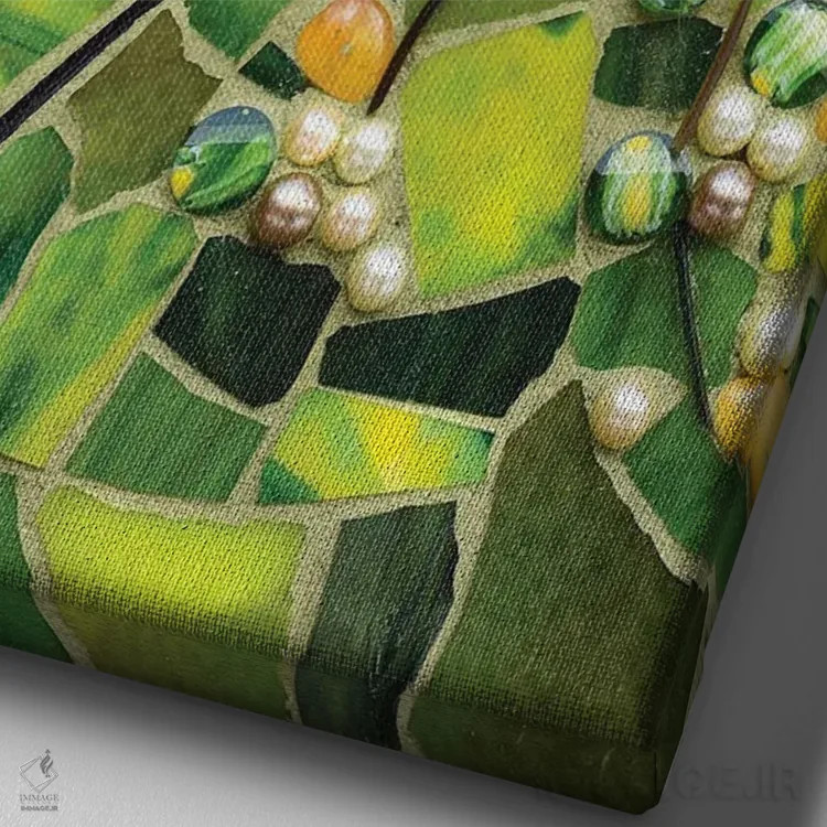 تابلو دکوراتیو موزاییک شیشه ای کارباورال اثر سنتی فیشر - نمای نزدیک بافت بوم