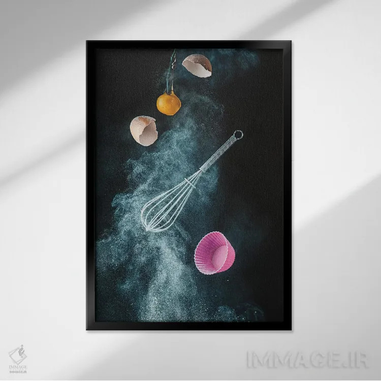 تابلو دکوراتیو آشفتگی در آشپزخانه اثر باورا بلنکو - نمای قابدار مشکی