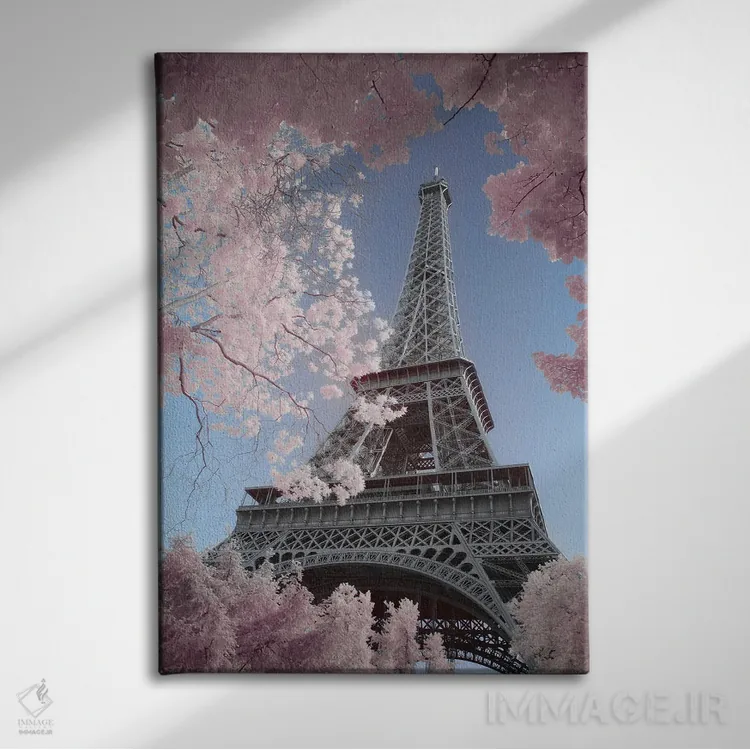 تابلو دکوراتیو برج ایفل در نمای مادون قرمز اثر دیوید کلاپ - نمای روبهرو روی دیوار