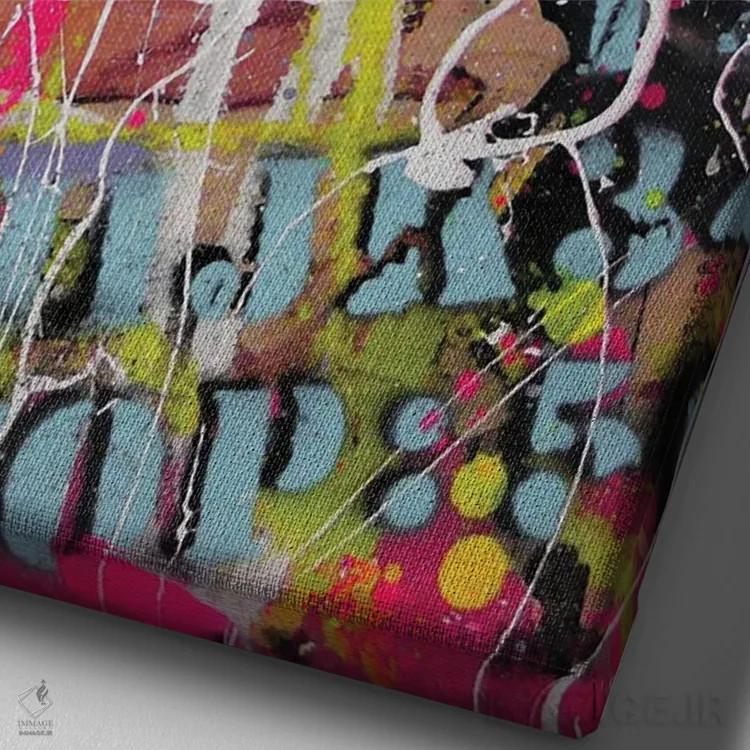 تابلو دکوراتیو گرافیتی پین آپ اثر دیوید دریوتون - نمای نزدیک بافت بوم