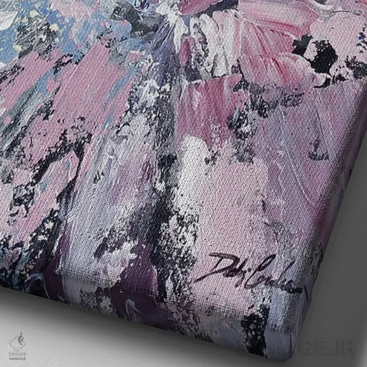 تابلو دکوراتیو رقصنده اثر دبی کولز - نمای نزدیک بافت بوم