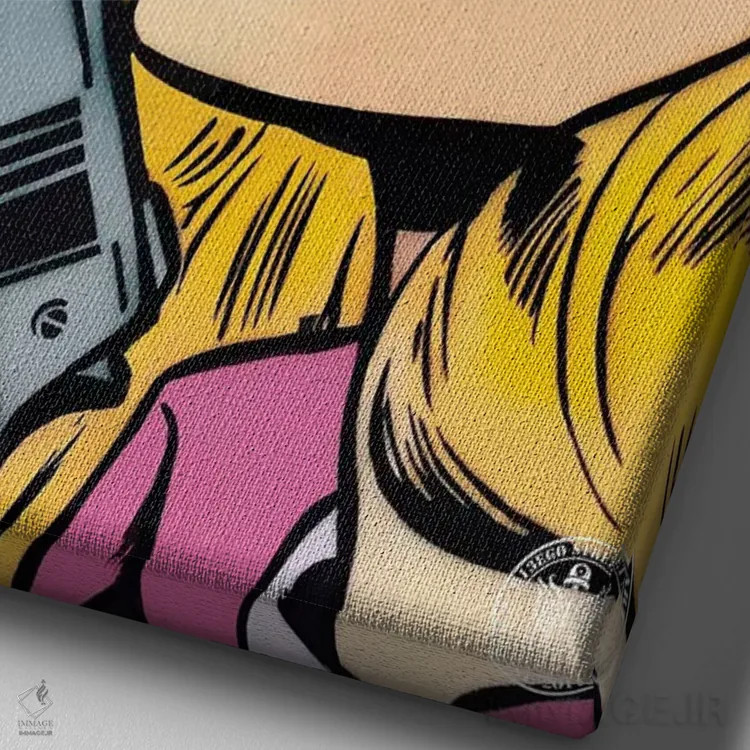 تابلو دکوراتیو گوش هایت را بپوشان اثر دی۱۳ایگو - نمای نزدیک بافت بوم