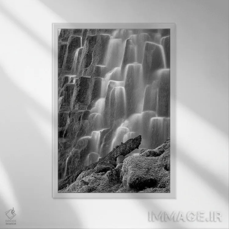 تابلو دکوراتیو آبشار پروکسی اثر دنیس فراتس - نمای قابدار سفید