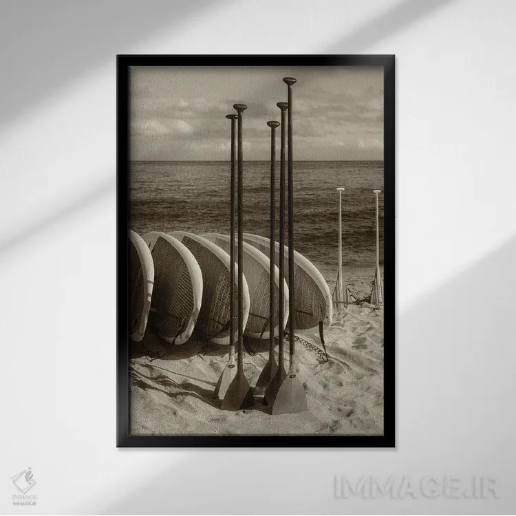 تابلو دکوراتیو تخته موج سواری های عتیقه ۲ اثر دنیس فراتس - نمای قابدار مشکی