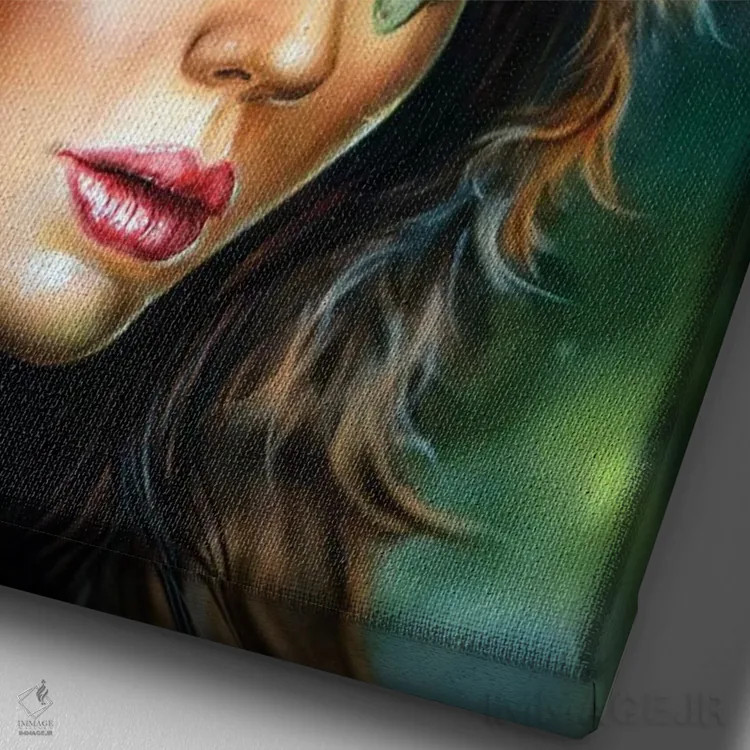 تابلو دکوراتیو زن شکارچی ببر II اثر درک تورکوت - نمای نزدیک بافت بوم
