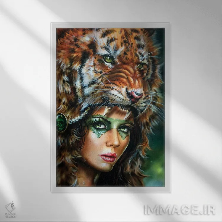 تابلو دکوراتیو زن شکارچی ببر II اثر درک تورکوت - نمای قابدار سفید