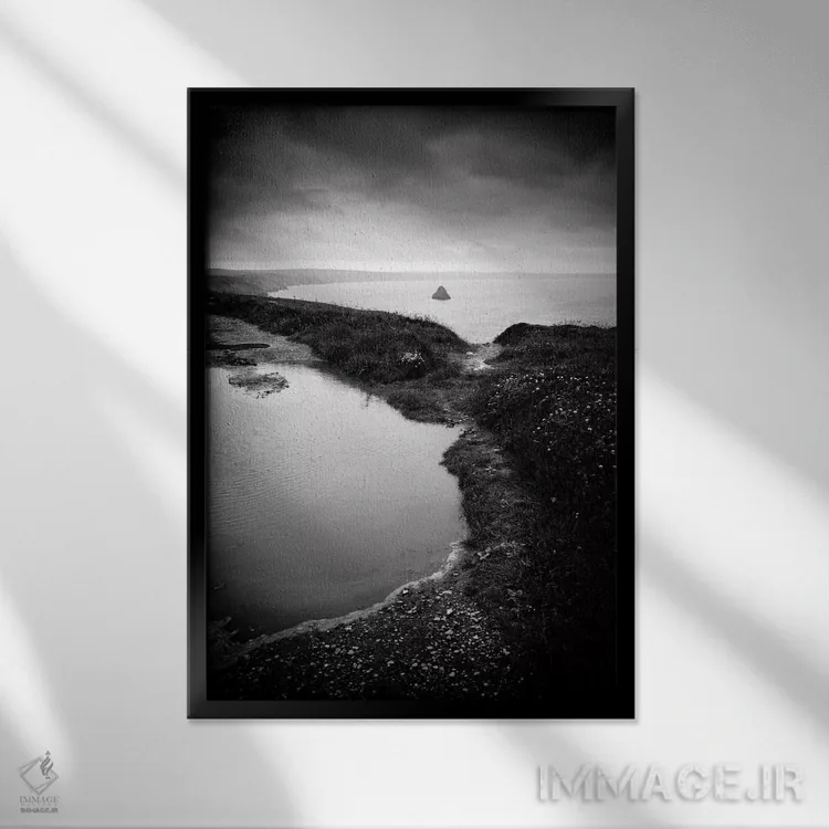 تابلو دکوراتیو آبگیر و برکه اثر دوریت فوگ - نمای قابدار مشکی