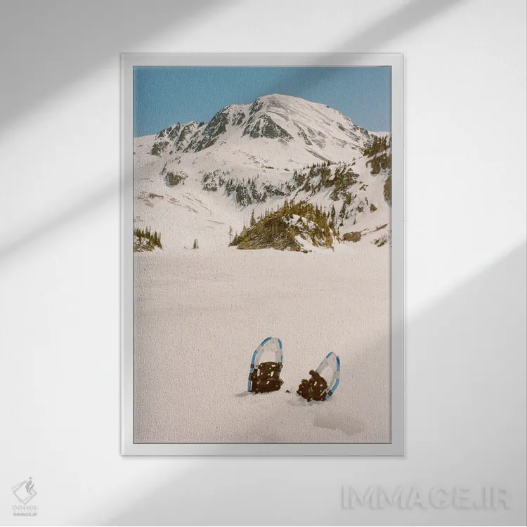 تابلو دکوراتیو ماجراجویی زمستانی اثر دنیل گارسیا - نمای قابدار سفید