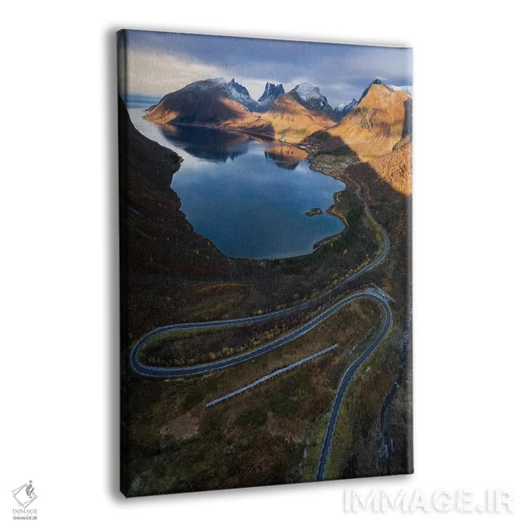 تابلو دکوراتیو جزیره سنیا از بالا اثر دنیل گاستاگر - نمای پرسپکتیو محصول