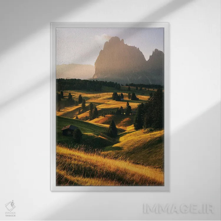 تابلو دکوراتیو صبح تابستانی طلایی در آلپه دی سوییسی اثر دنیل گاستاگر - نمای قابدار سفید
