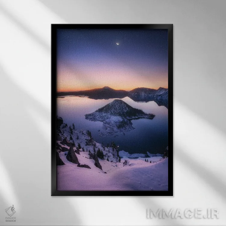 تابلو دکوراتیو سپیده دم در دریاچه کراتر اثر دنیل گاستاگر - نمای قابدار مشکی