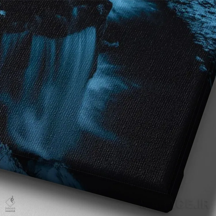 تابلو دکوراتیو رقص شفق قطبی بر فراز کوه کرکیوفل اثر دنیل گاستاگر - نمای نزدیک بافت بوم