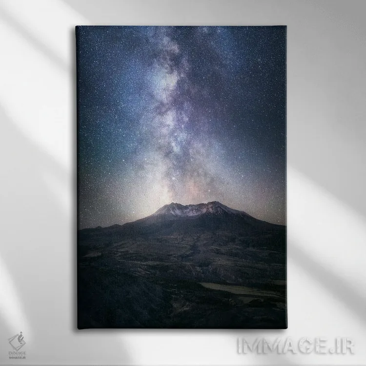 تابلو دکوراتیو راه شیری بر فراز کوه سنت هلنز اثر دنیل گاستاگر - نمای روبهرو روی دیوار