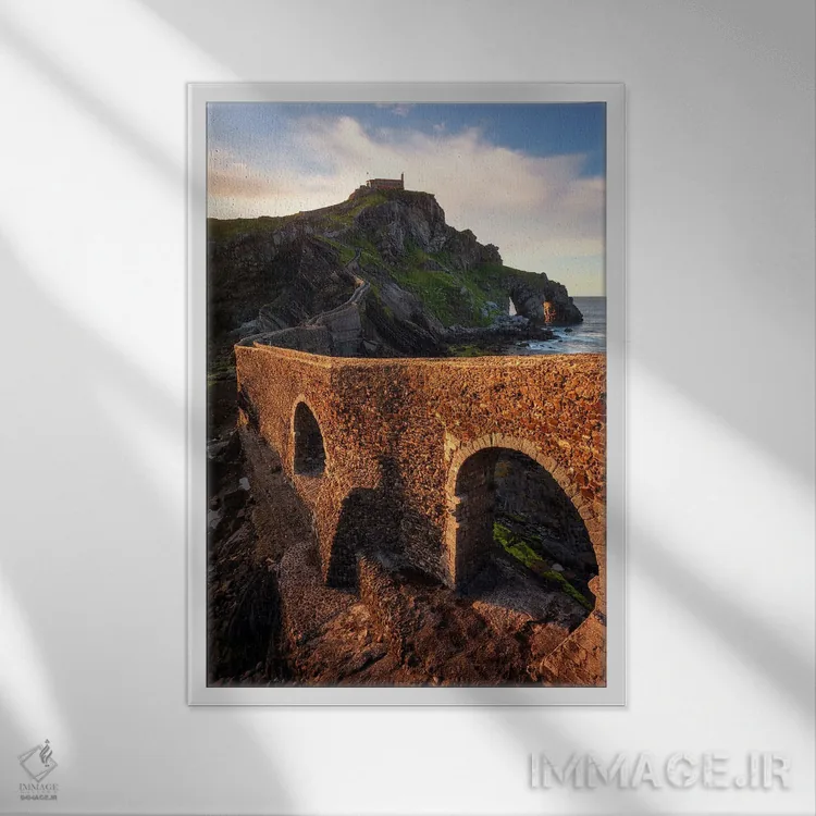 تابلو دکوراتیو غروب در دراگون استون اثر دنیل گاستاگر - نمای قابدار سفید