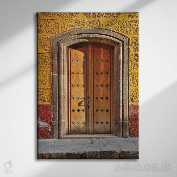 تابلو دکوراتیو سن میگل د آلنده، مکزیک. ساختمان ها و درگاه های رنگارنگ اثر دارل گالین - نمای روبهرو روی دیوار