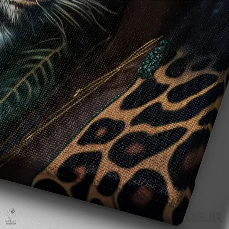 تابلو دکوراتیو زن جوان و حیوان روحی گربه سان ۱ اثر دیجیتال وایلد آرت - نمای نزدیک بافت بوم