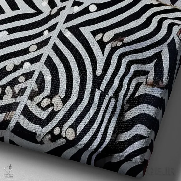 تابلو دکوراتیو مد سطح بالای آفریقایی ۲ اثر دیجیتال وایلد آرت - نمای نزدیک بافت بوم