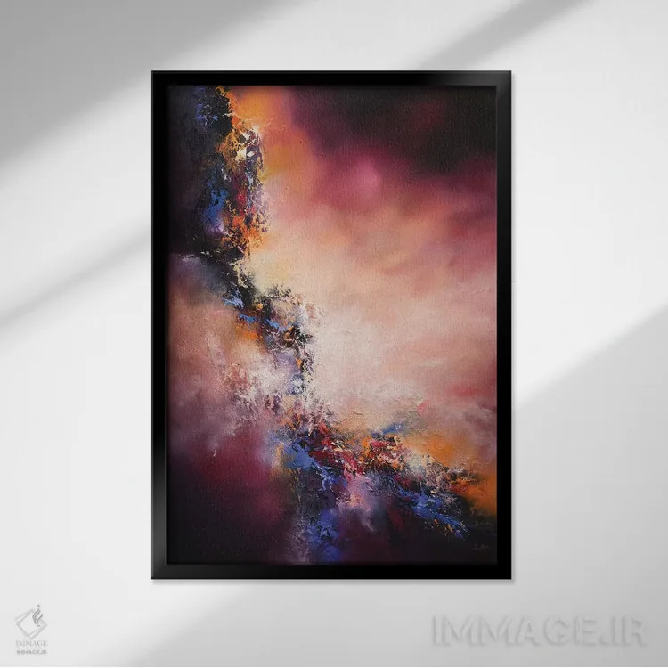 تابلو دکوراتیو از میان همه ی شورها قوی ترین اثر کریستوفر لیتر - نمای قابدار مشکی