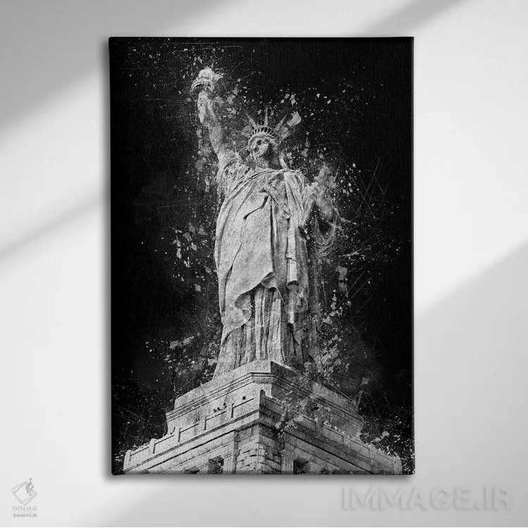 تابلو دکوراتیو تندیس آزادی اثر کورنل ولاد - نمای روبهرو روی دیوار