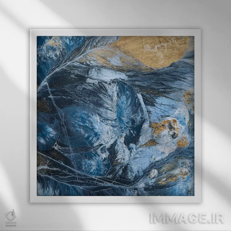 تابلو دکوراتیو نیلی زراندود ۴ اثر جارمن فاگالد - نمای قابدار سفید