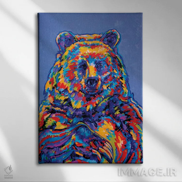 تابلو دکوراتیو خرس بودا اثر دریک هیگینز - نمای روبهرو روی دیوار