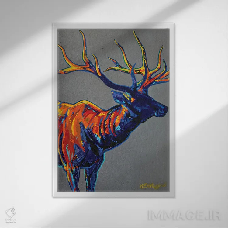 تابلو دکوراتیو در سایه ها اثر دریک هیگینز - نمای قابدار سفید