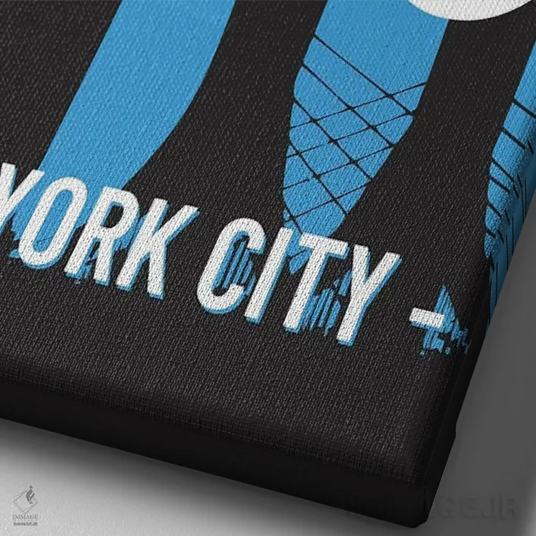 تابلو دکوراتیو کمیک ابرقهرمان شهر نیویورک اثر پیج ترنر - نمای نزدیک بافت بوم