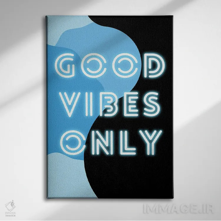 تابلو دکوراتیو "فقط انرژی مثبت نئونی" در آبی رترو اثر پیج ترنر - نمای روبهرو روی دیوار