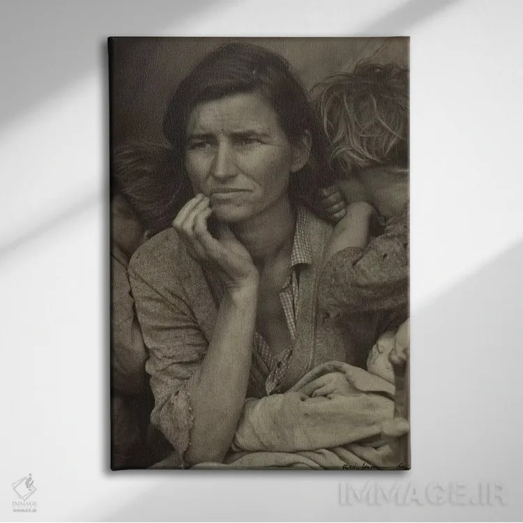 تابلو دکوراتیو مادر مهاجر، نیپومو، کالیفرنیا، آمریکا اثر دوروتیا لنگ - نمای روبهرو روی دیوار