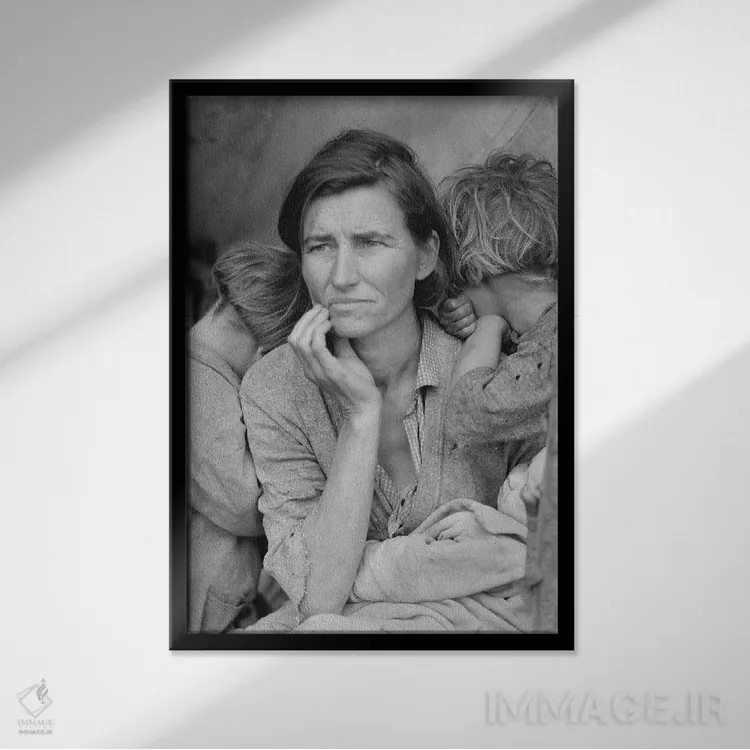 تابلو دکوراتیو چینندگان نخود بی بضاعت در نیپومو، کالیفرنیا، سال ۱۹۳۶ اثر دوروتیا لنگ - نمای قابدار مشکی