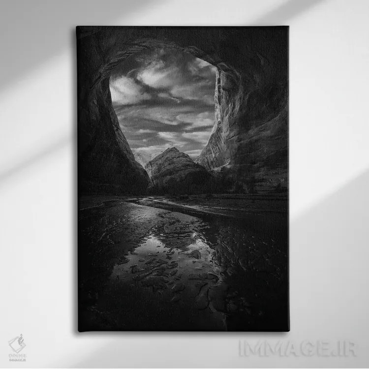 تابلو دکوراتیو دره کایت سیاه و سفید اثر داستین لفور - نمای روبهرو روی دیوار