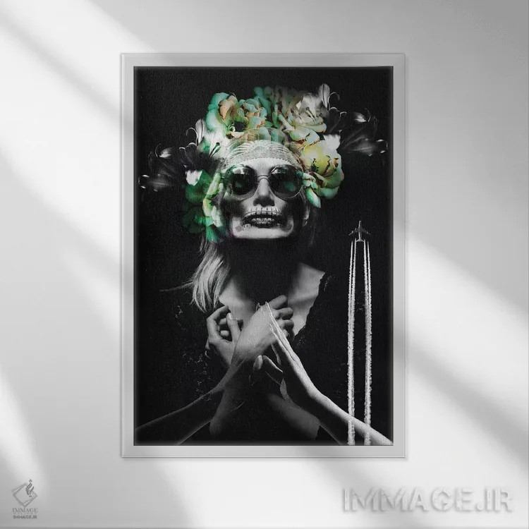 تابلو دکوراتیو زن و ایمان اثر دانیلو د آلکساندریا - نمای قابدار سفید