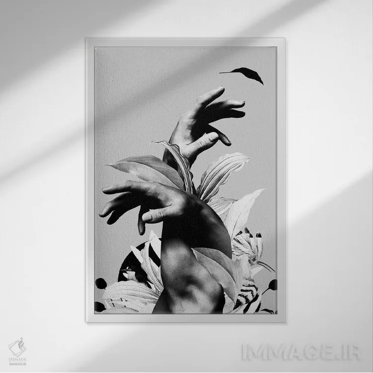 تابلو دکوراتیو دست با گل اثر دانیلو د آلکساندریا - نمای قابدار سفید