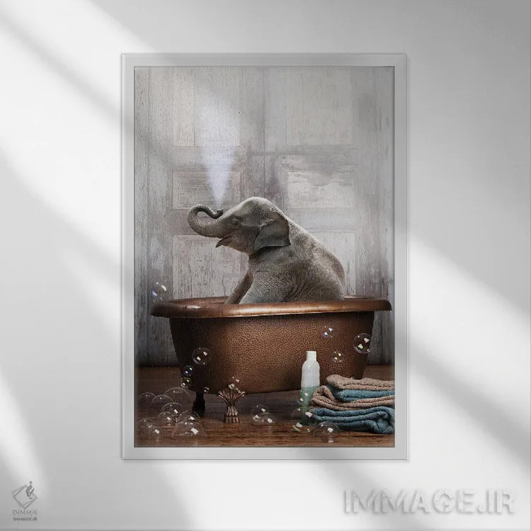 تابلو دکوراتیو فیل در وان حمام اثر دومونیک براون - نمای قابدار سفید