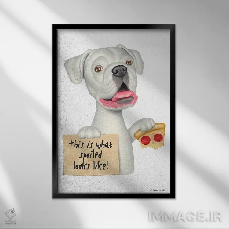 تابلو دکوراتیو باکسر قیافه لوس شده با پیتزا اثر دنی گوردون - نمای قابدار مشکی