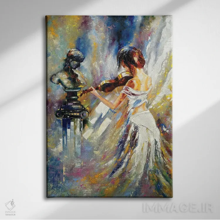 تابلو دکوراتیو نواختن ویولن مقابل تندیس اثر بالایکین - نمای روبهرو روی دیوار