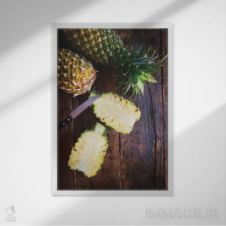 تابلو دکوراتیو آناناس ویتنامی اثر تای تو - نمای قابدار سفید