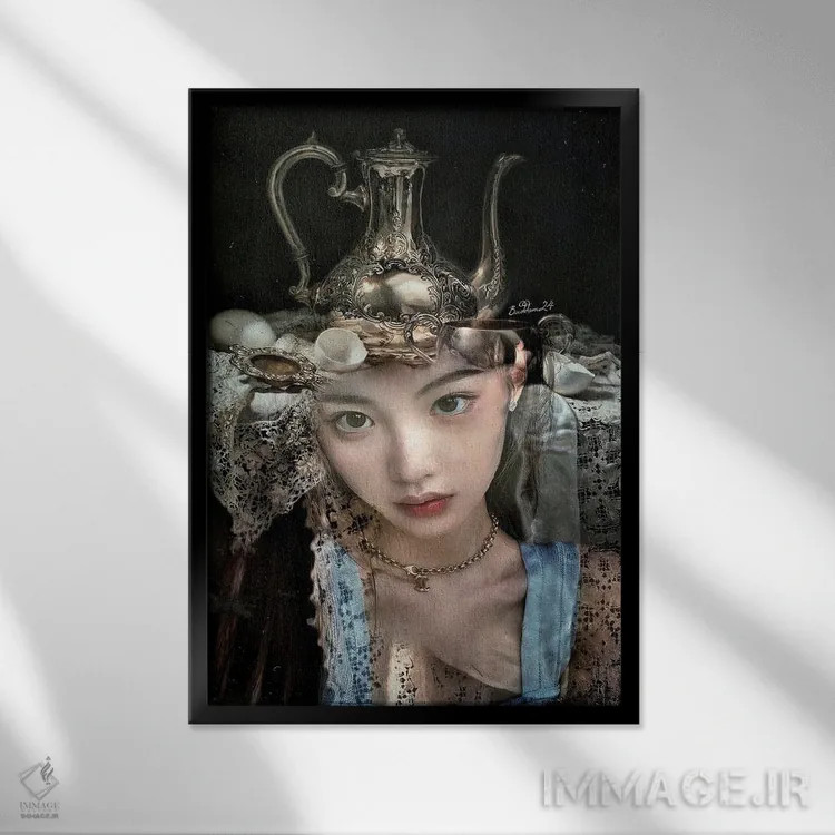 تابلو دکوراتیو بانوی چای اثر دومینیک بادوئل - نمای قابدار مشکی