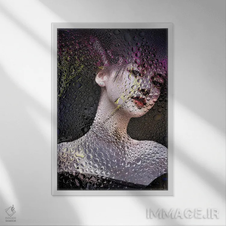 تابلو دکوراتیو طاووس مه آلود اثر دومینیک بادوئل - نمای قابدار سفید