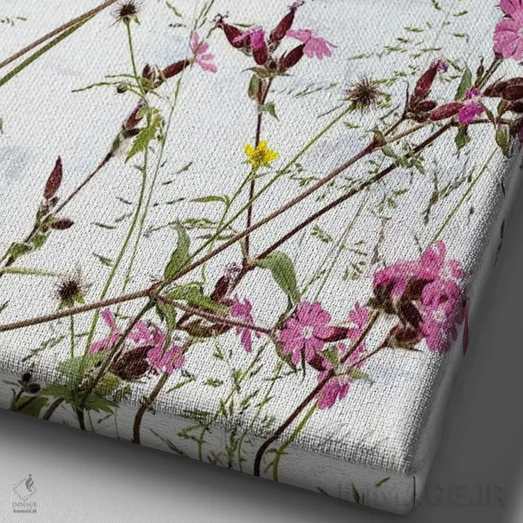 تابلو مینیمال کامپین صورتی اثر دبورا رول - نمای نزدیک بافت بوم