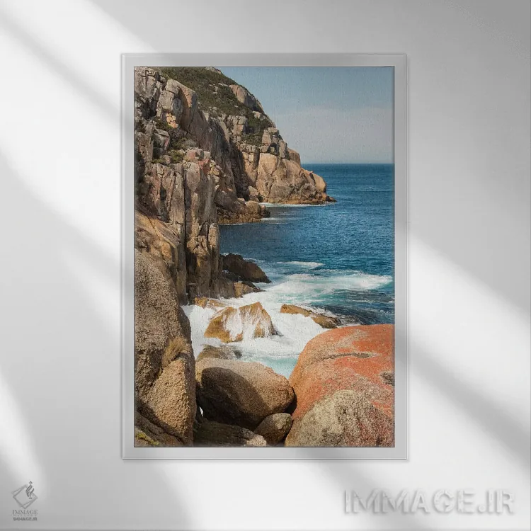 تابلو دکوراتیو استرالیا، تاسمانی، جزیره ماریا. خلیج متروک. طرح های جلبک افشا… اثر تریش دروی - نمای قابدار سفید