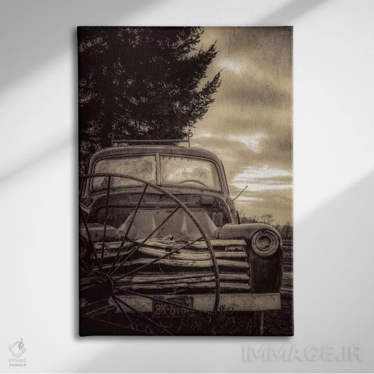 تابلو دکوراتیو کامیون کلاسیک اثر دان شوارتز - نمای روبهرو روی دیوار