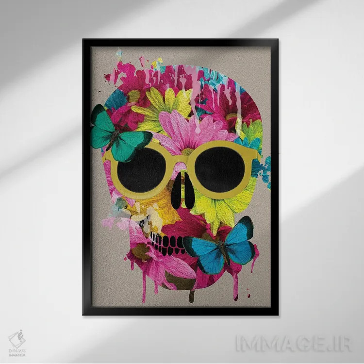 تابلو دکوراتیو جمجمه گل دار اثر دنیلا سانتیاگو - نمای قابدار مشکی