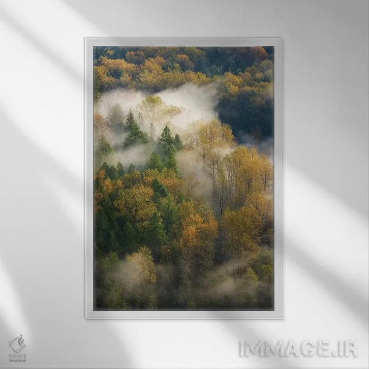 تابلو دکوراتیو درخشش آبشارها اثر داتلیش - نمای قابدار سفید