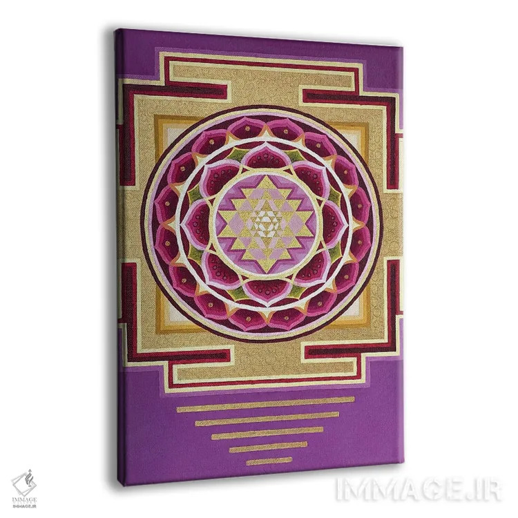 تابلو دکوراتیو شری یانترا لوتوس طلایی اثر دیانا تیتووا - نمای پرسپکتیو محصول