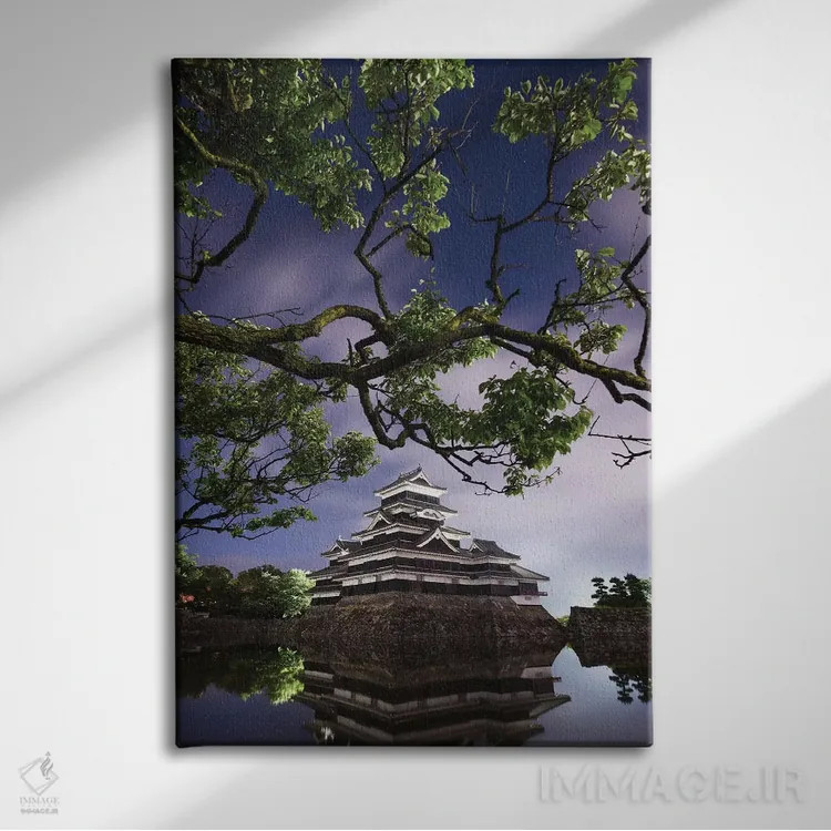 تابلو دکوراتیو قلعه ماتسوموتو دو اثر دایسوکه اوئه ماتسو - نمای روبهرو روی دیوار