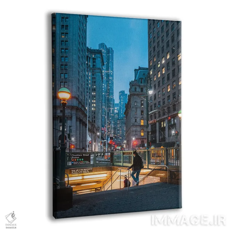 تابلو دکوراتیو ساعت آبی در منطقه مالی نیویورک اثر دیلان واکر - نمای پرسپکتیو محصول